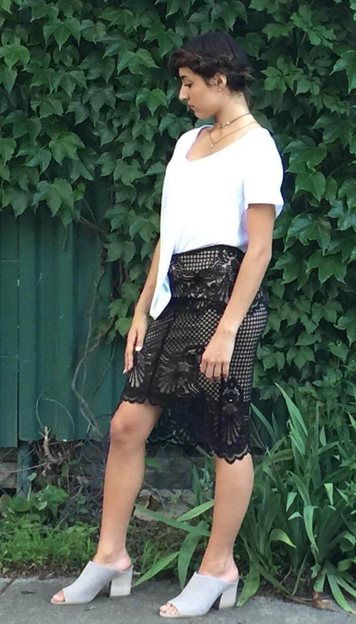 Scallop Lace Pencil Skirt
