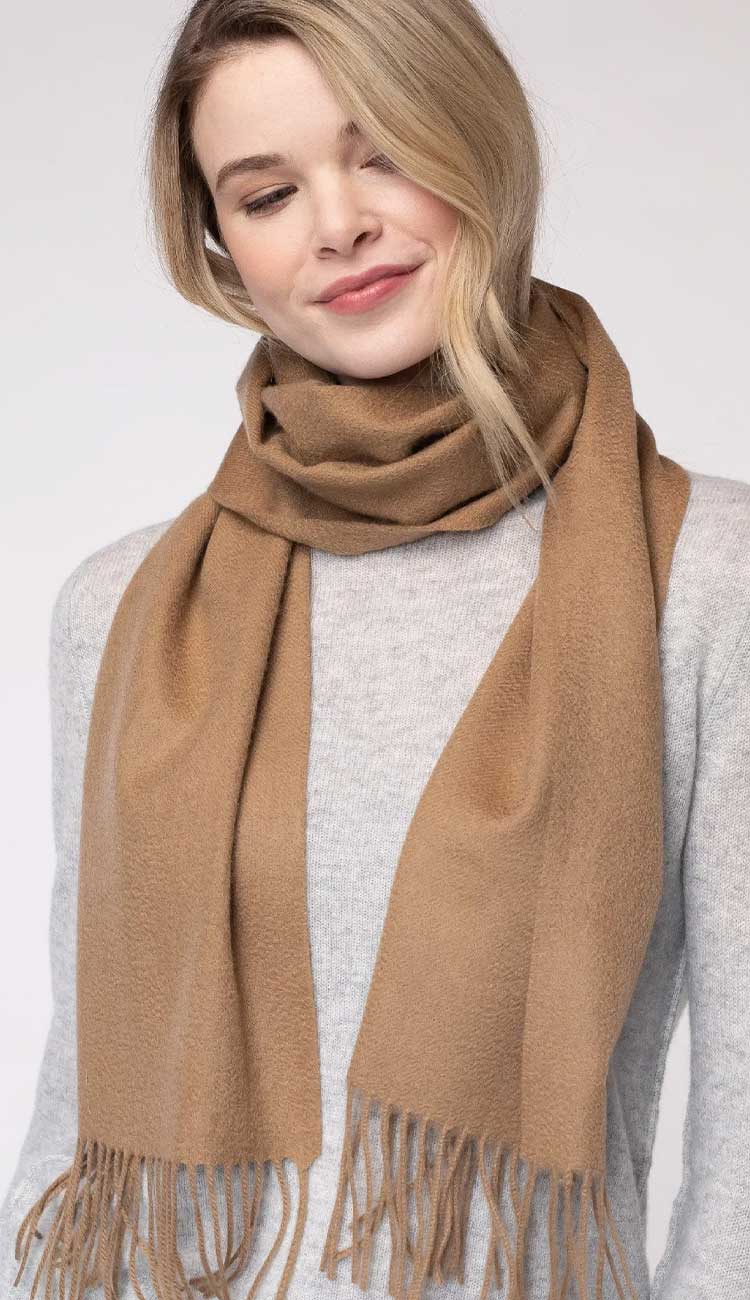 Alashan Cashmere Scarf Unisex 100% Cashmere in a variety of colors. Makes a fabulous gift. Paula & Chloe