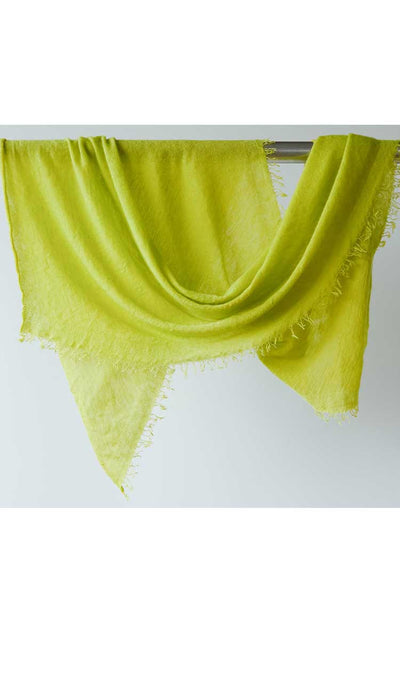 grisal mini cashmere scarf in lime. Done in 100% cashmere. Shop Paula & Chlo