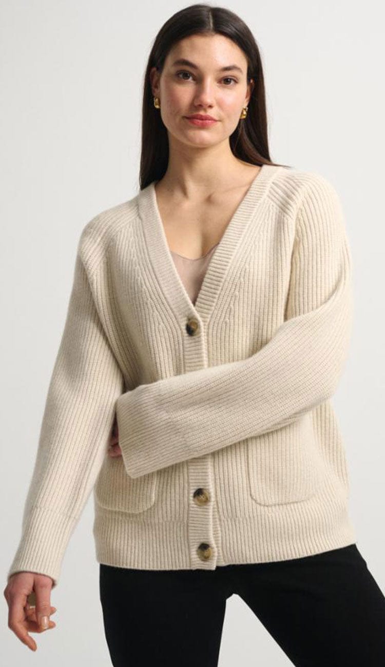White + Warren Merino Cashmere Ribbed Boyfriend Sweater - the best go anywhere sweater. Paula & Chlo
