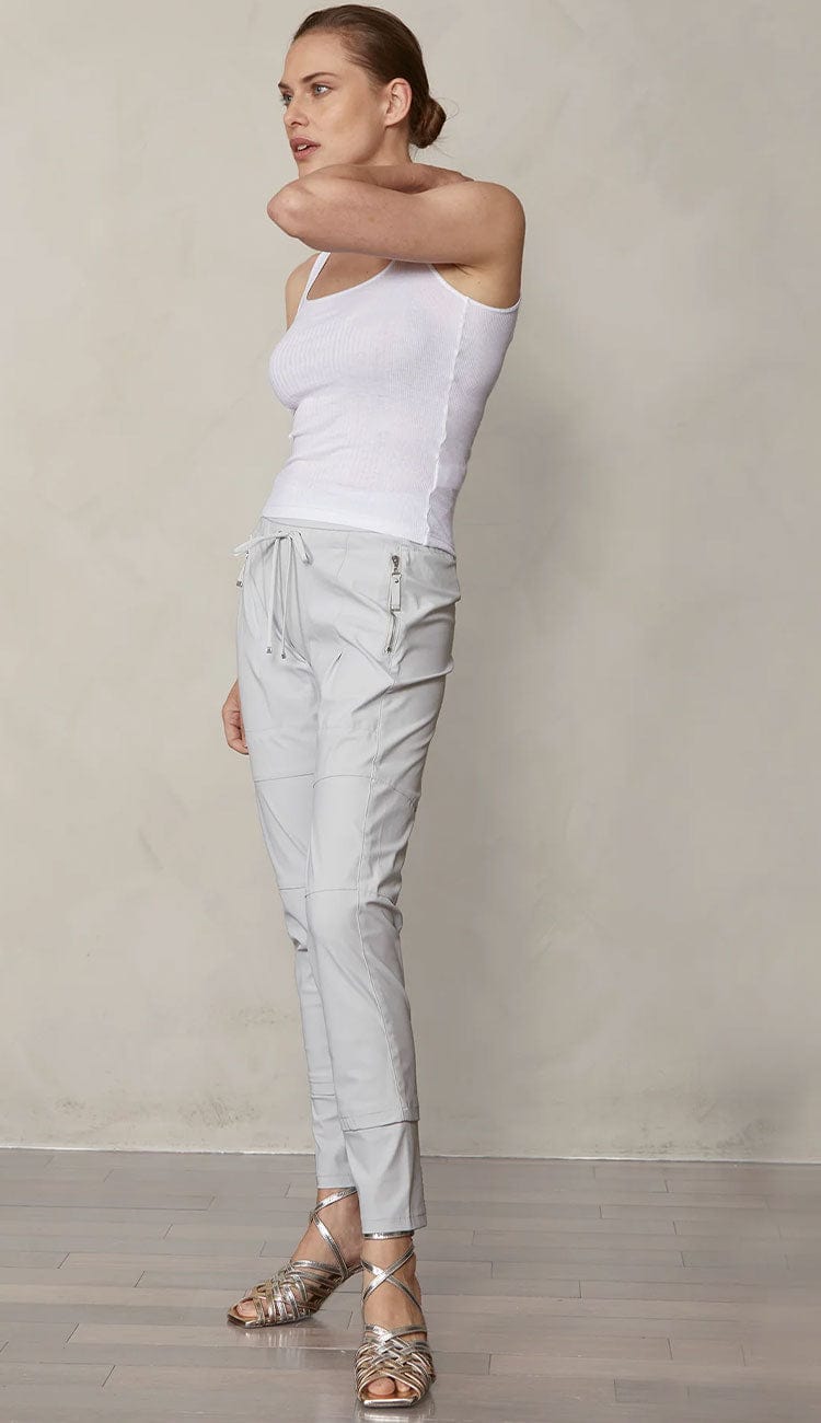 Raffaello Rossi Candy Pant in light grey, women’s slim jogger pant with drawstring waist and zip pockets