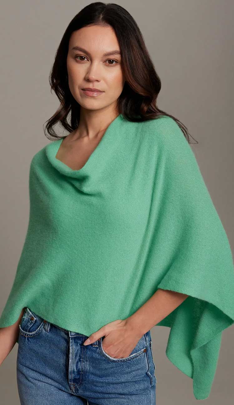 Alashan cashmere topper poncho in kelly, lightweight one-size wrap with draped silhouette.