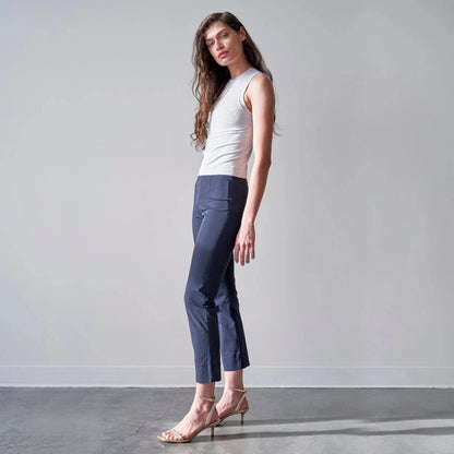 Raffaello Penny 6/8 Crop Pant in Marine at Paula and Chlo