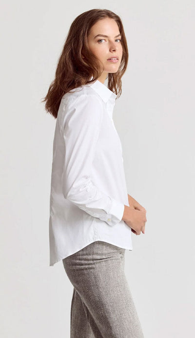 The Icon Shirt by Rochelle Behrens in white. Looking for the perfect white shirt? Here it is! Paula & Chlo - side view