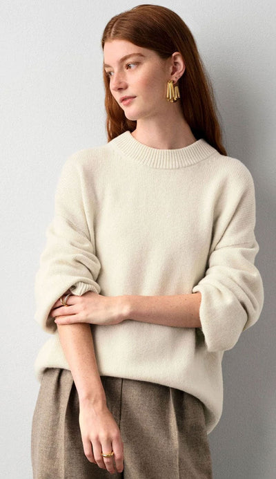White + Warren Cozy Crewneck Sweater in Ivory merino wool and cashmere - view 2. Paula & Chlo