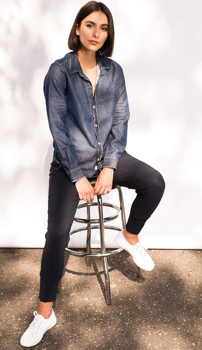 Raffaello Rossi Candy Pant in black women’s slim jogger pant with drawstring waist and zip pockets