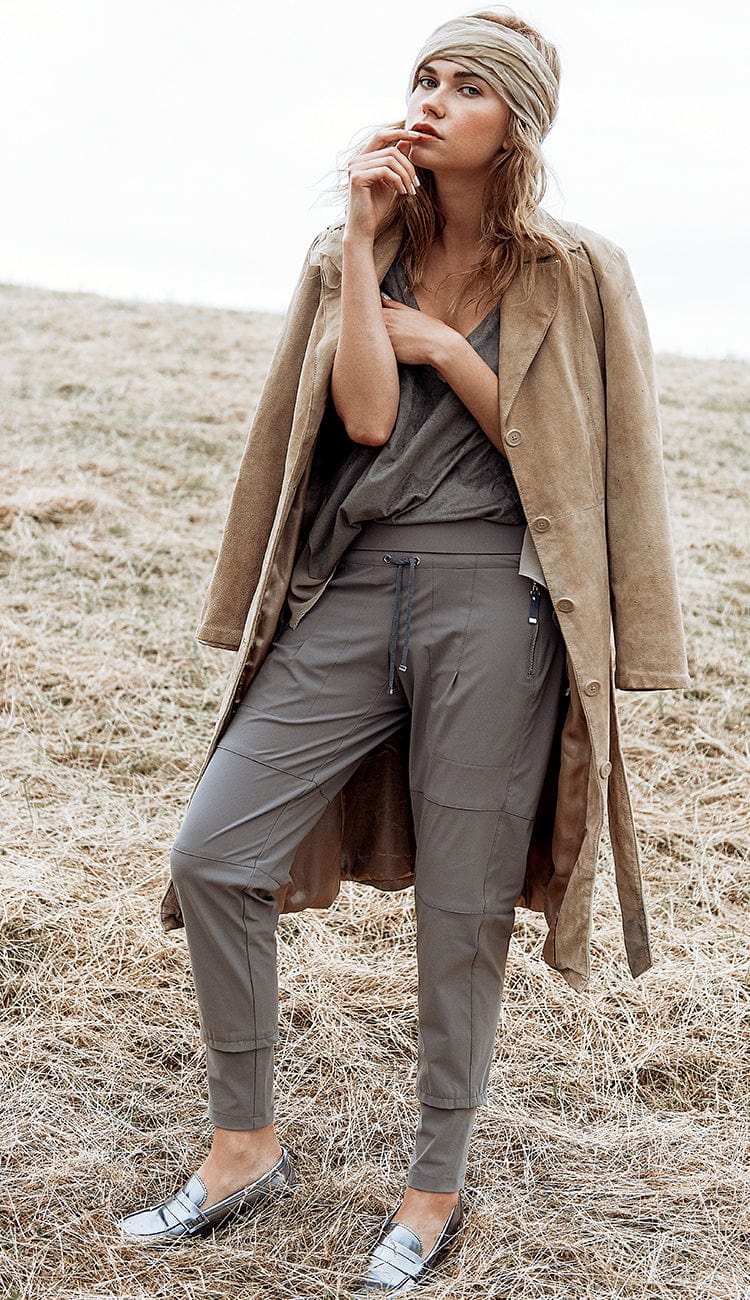 Raffaello Rossi Candy Pant in olive women’s slim jogger pant with drawstring waist and zip pockets