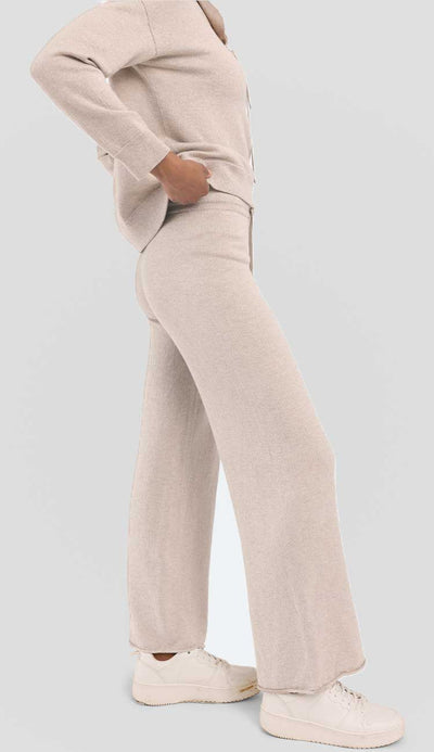 Alashan Cotton Cashmere Terry Stitch Wide Leg Pant in White  - the perfect travel pant. Paula & Chlo