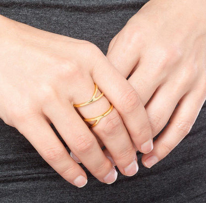 Zoe Crossover Ring
