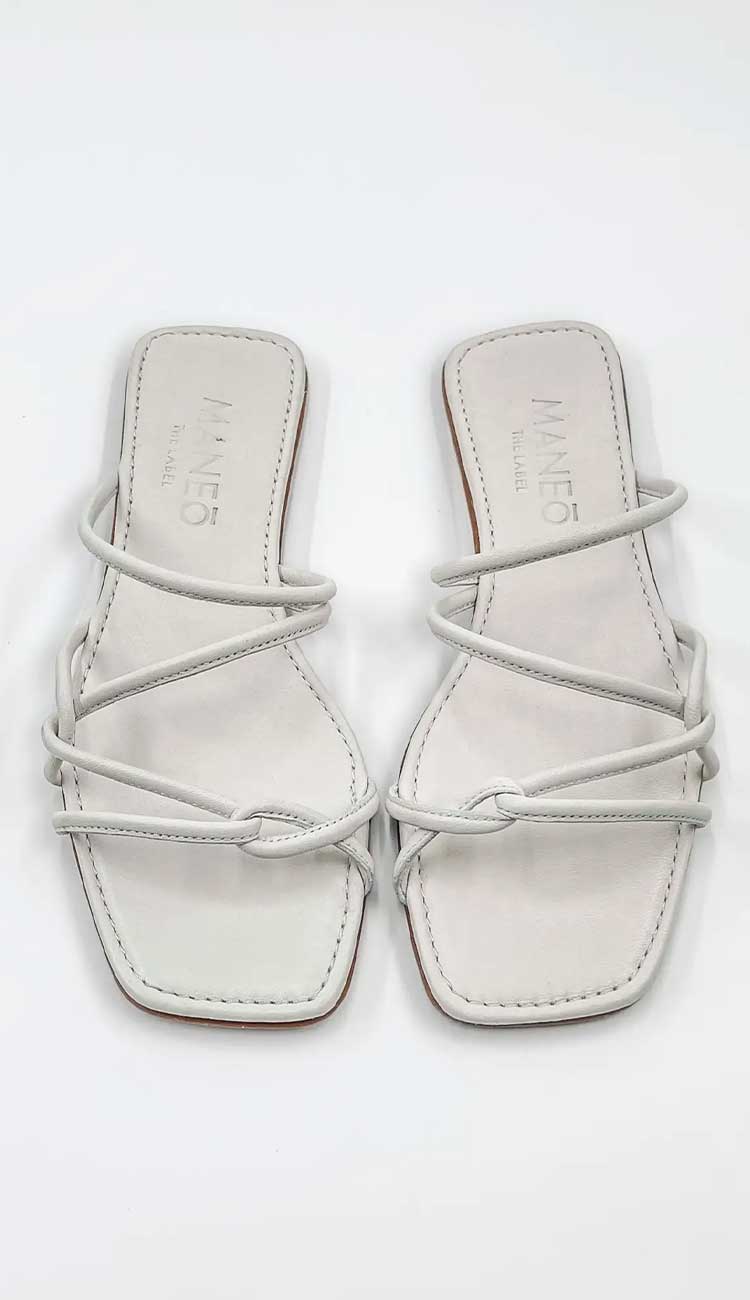 x  Maneo Lisa Scandals by The Handloom - a leather scandal in creme front view - Paula & Chlo
