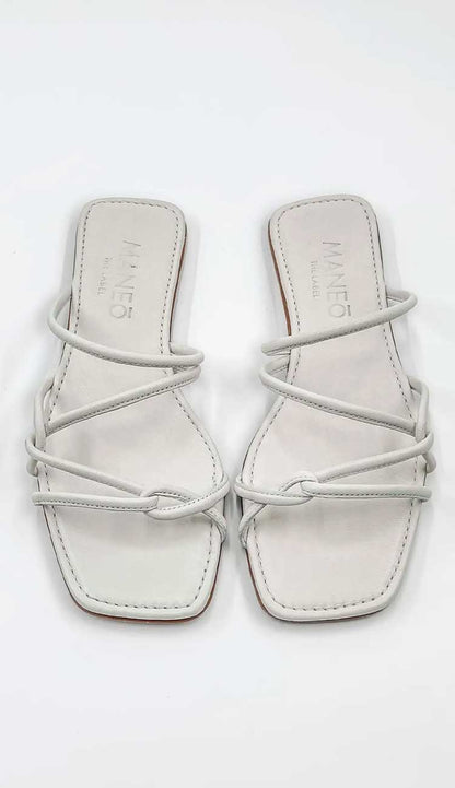 x  Maneo Lisa Scandals by The Handloom - a leather scandal in creme front view - Paula & Chlo