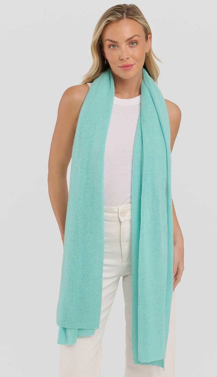 100% cashmere breezy travel wrap by Alashan in Hawaiian - Paula & Chlo