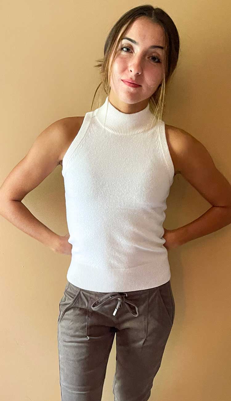 White + Warren Trapeze Sleevless Mockneck Knit Cashmere Top worn with Candice Pants in Olive - Paula and Chlo 